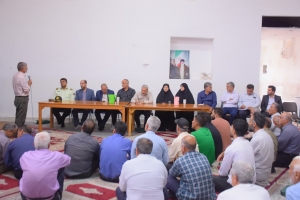 «پاسخگویی بی‌واسطه مدیریت شهری نجف‌آباد؛ برگزاری میز خدمت در منطقه چهار همزمان با نماز جمعه»